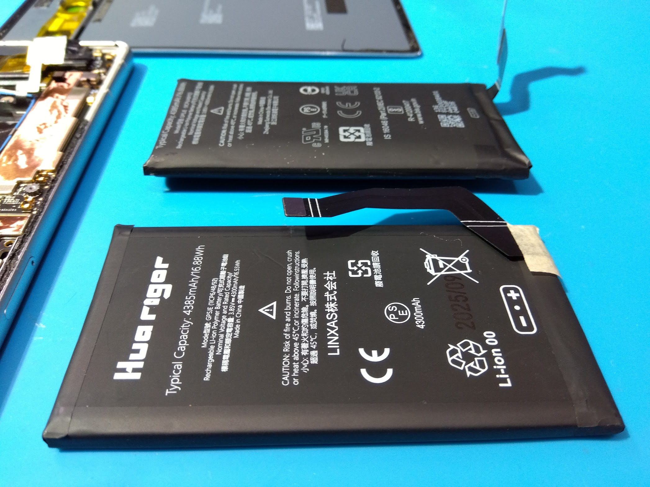 Pixel7a(ピクセル７エー)のバッテリーが膨張！！【スマホ修理工房札幌店】